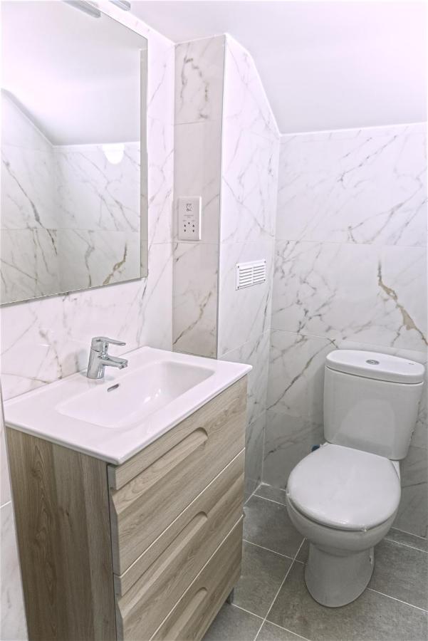 Spectacular Beachfront Duplex On The Mediterranean - Caleta, Catalan Bay Gibraltar Luaran gambar