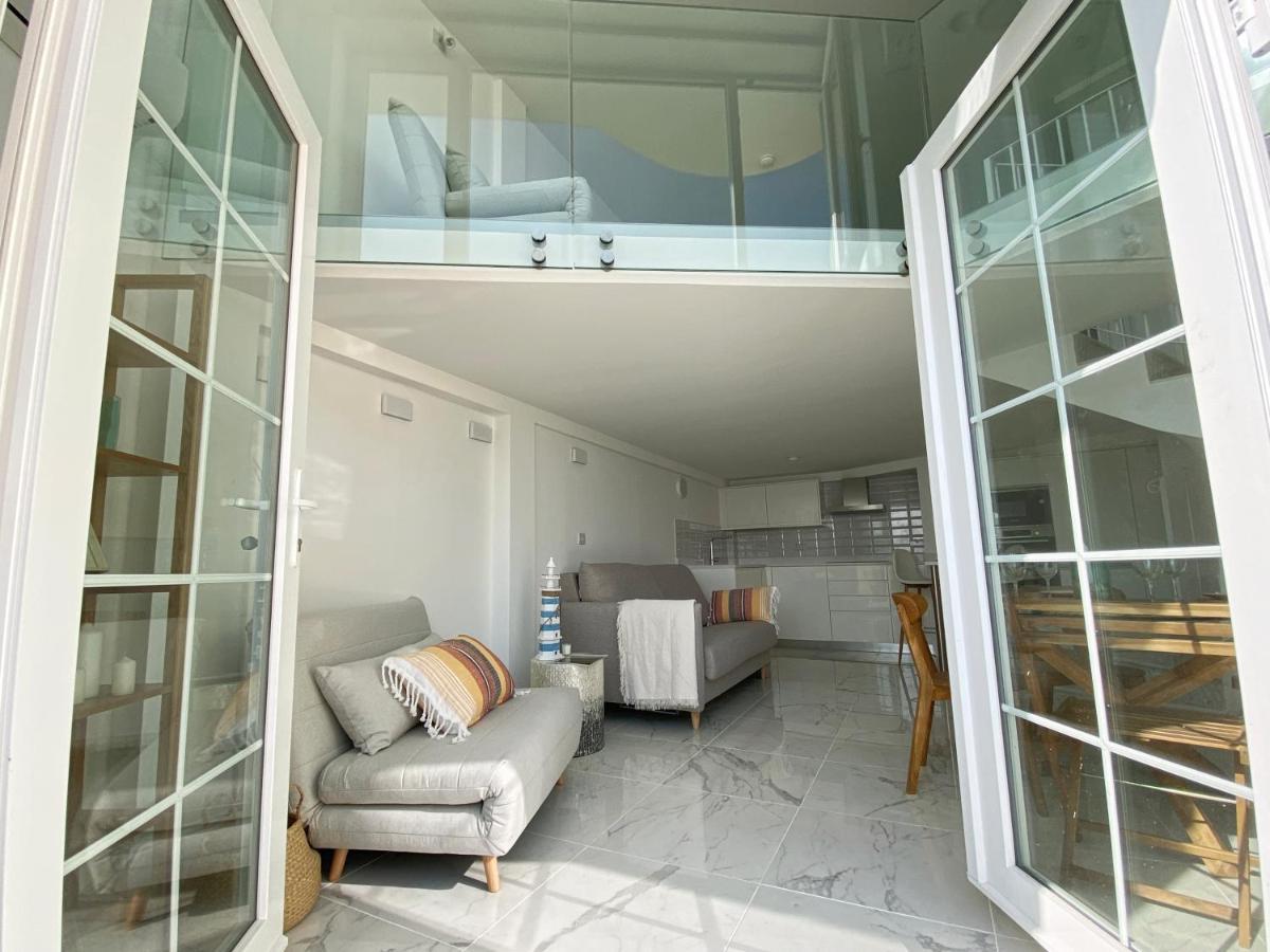 Spectacular Beachfront Duplex On The Mediterranean - Caleta, Catalan Bay Gibraltar Luaran gambar